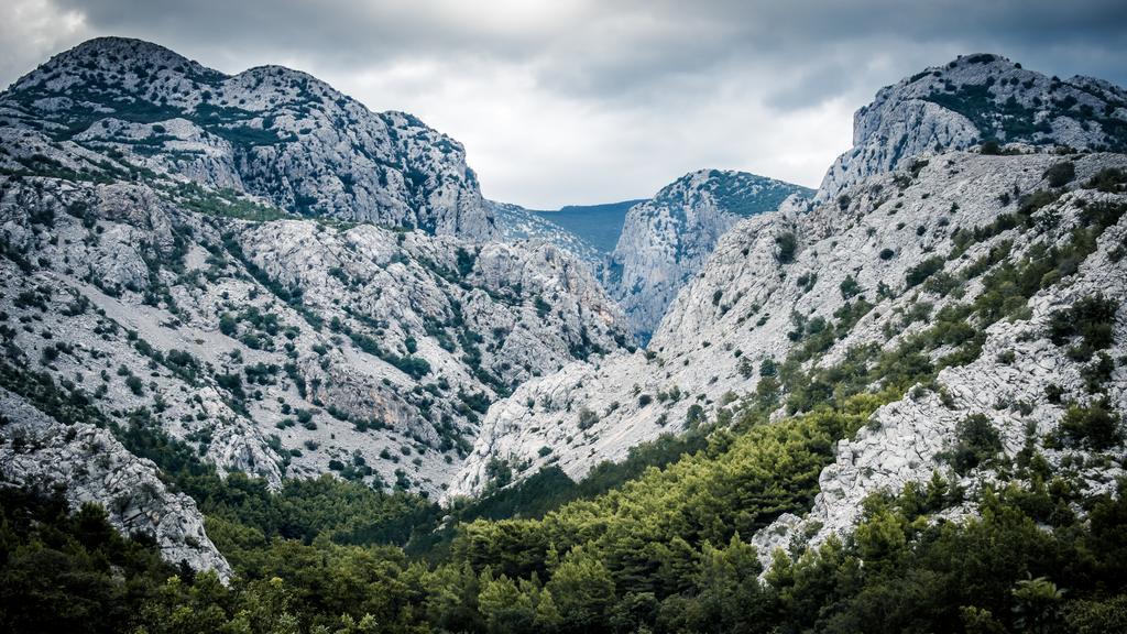 Apartments And Rooms Mare-Monti Starigrad Paklenica Extérieur photo
