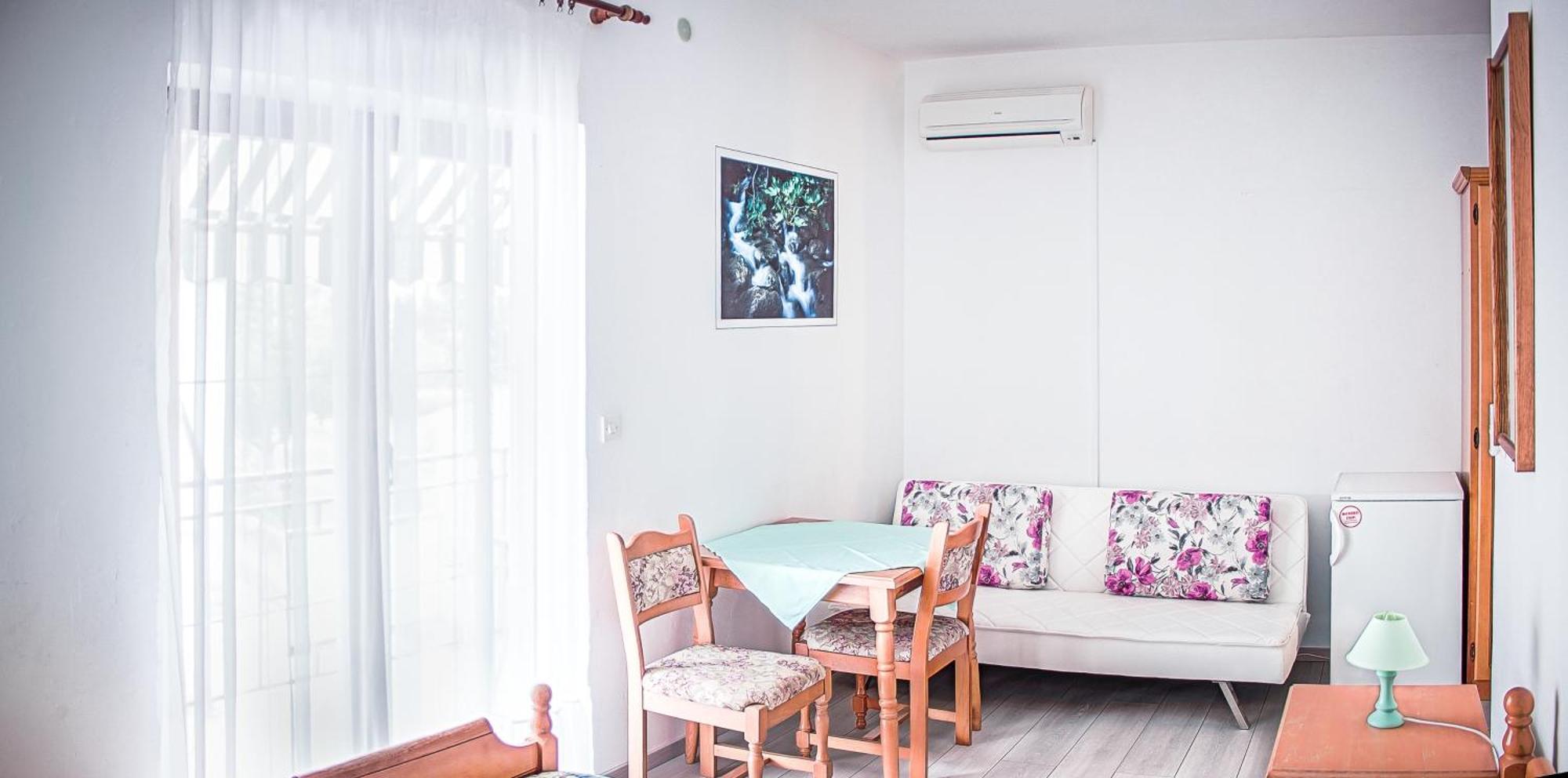 Apartments And Rooms Mare-Monti Starigrad Paklenica Chambre photo
