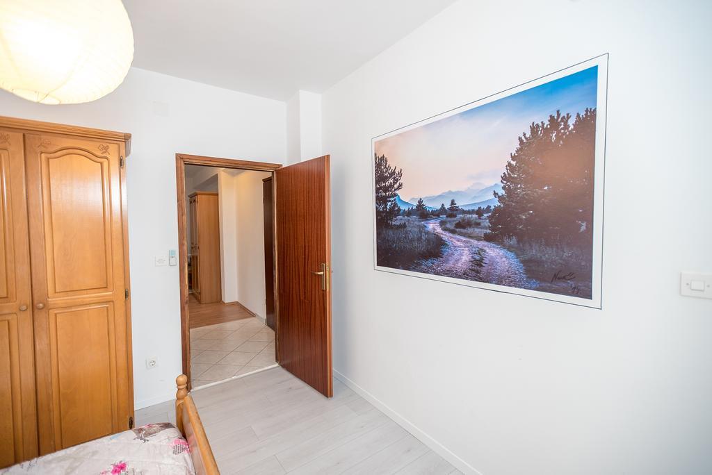 Apartments And Rooms Mare-Monti Starigrad Paklenica Extérieur photo